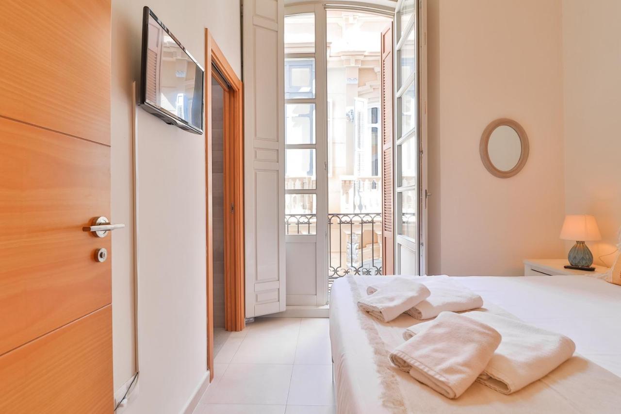 Flat 2 Bedrooms In The City Center Málaga Eksteriør bilde